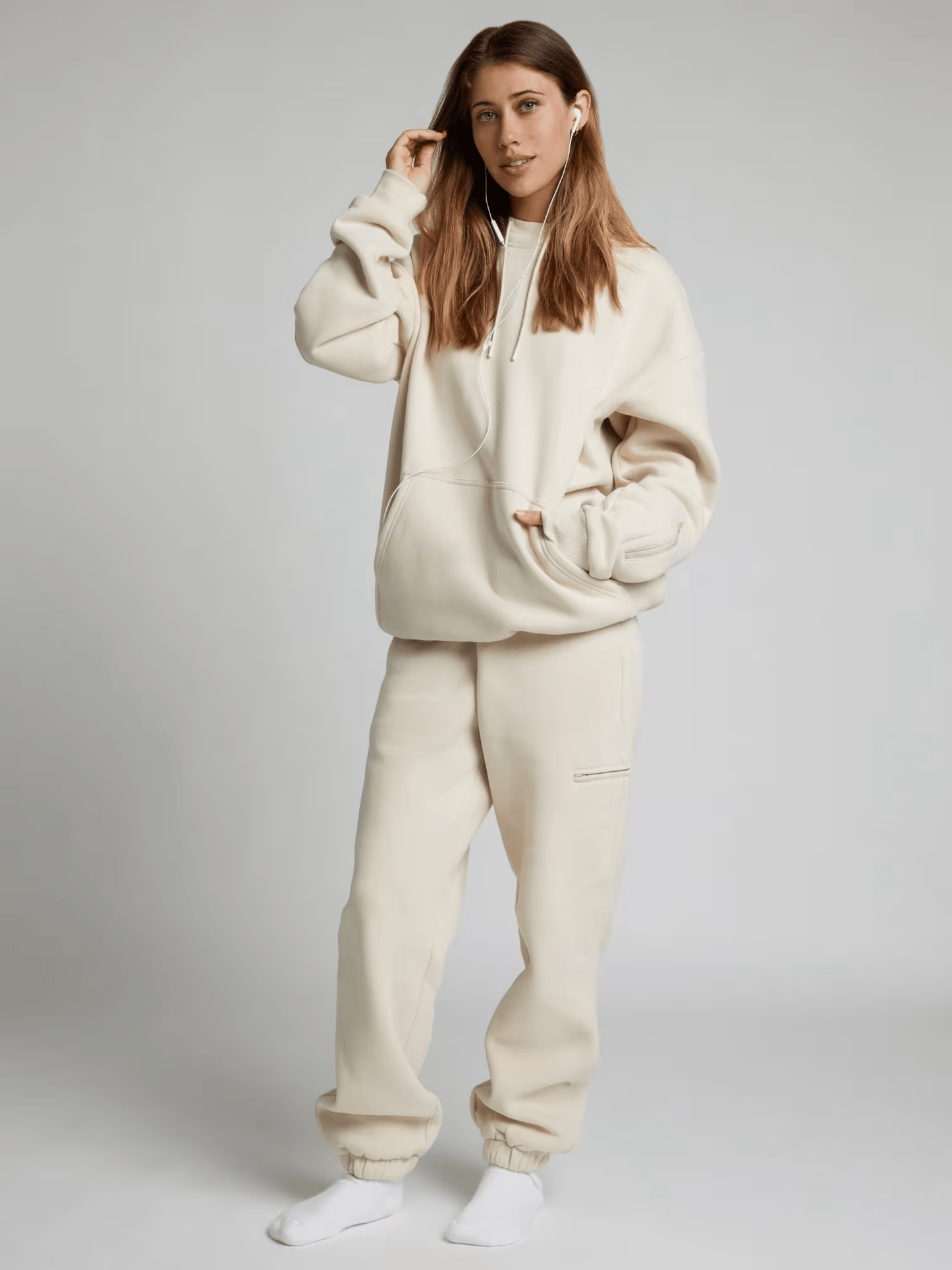 ✈️ Airplane Mode Travel Hoodie – Your Ultimate In-Flight Sanctuary! 😴✨